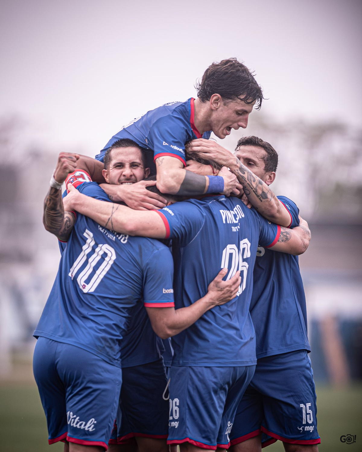 Lito players celebrating a goal